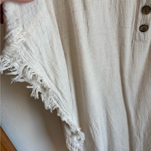 Light, Breathable, Cream Button-Up Poncho with Fringe - Picture 4 of 6